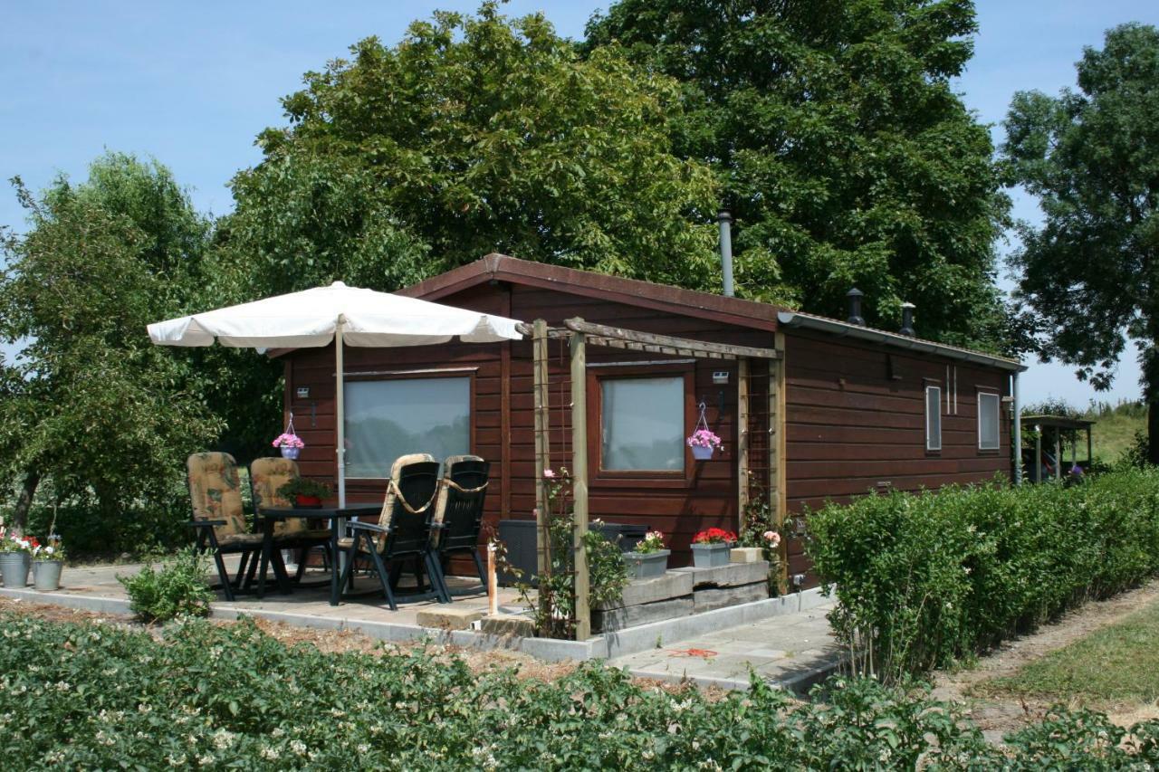 Bie Oans Oefje Villa Lewedorp Luaran gambar